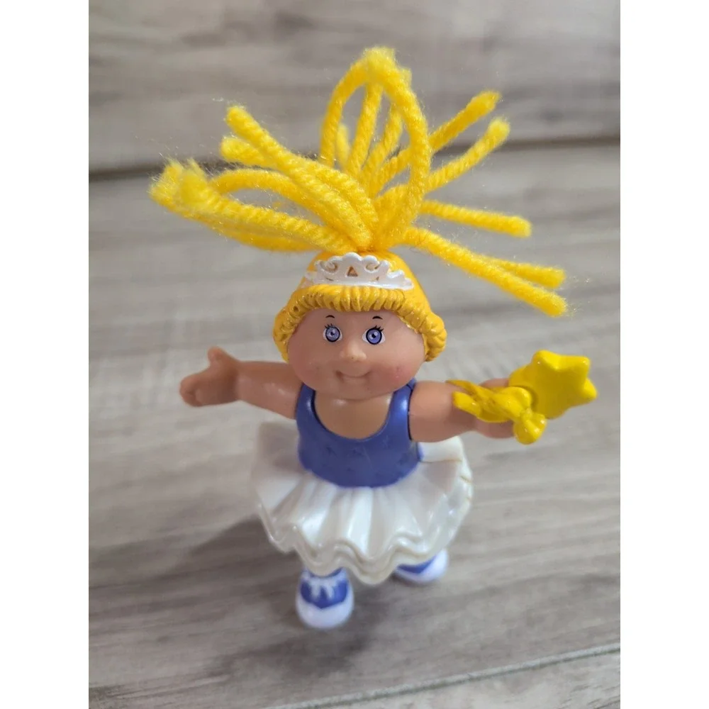 Vintage Cabbage Patch Kids Girl Figure PVC Figure 3.5